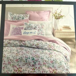 New Damask Designs King Floral Duvet Cover Color Pink/Green/White 100% Cotton